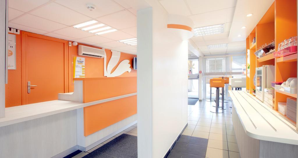 Premiere Classe Lyon Est Aeroport Saint Exupery Экстерьер фото